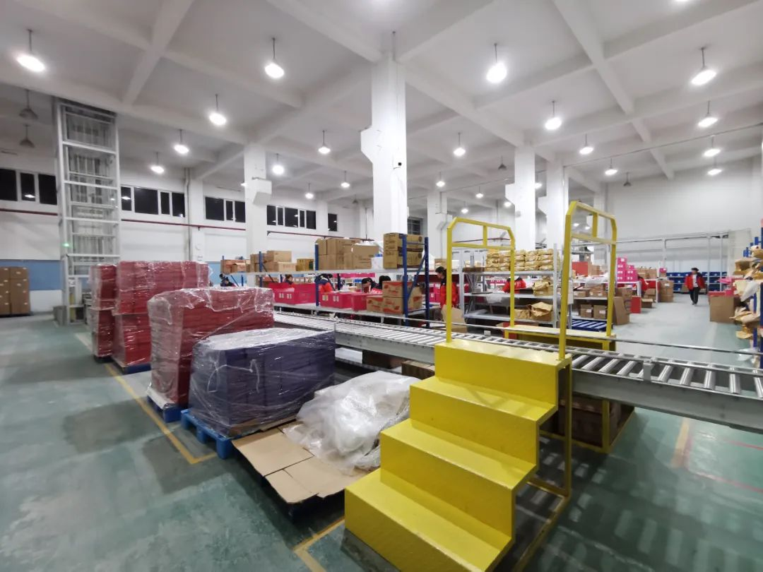 項目新聞 | 寶開集成·零食品牌愛哆哆自動化系統搬倉完成！