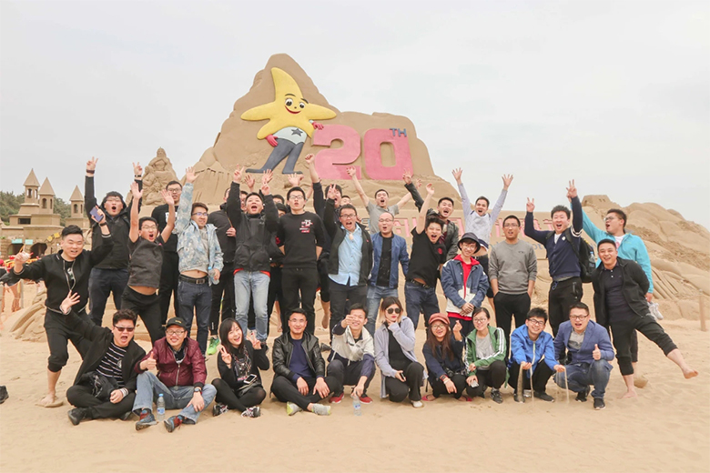 “慶五一”主題活動(dòng) | 寶開(kāi)董事長(zhǎng)邢志文獲評(píng)“2020年度閔行區(qū)職工信賴(lài)的企業(yè)經(jīng)營(yíng)管理者”