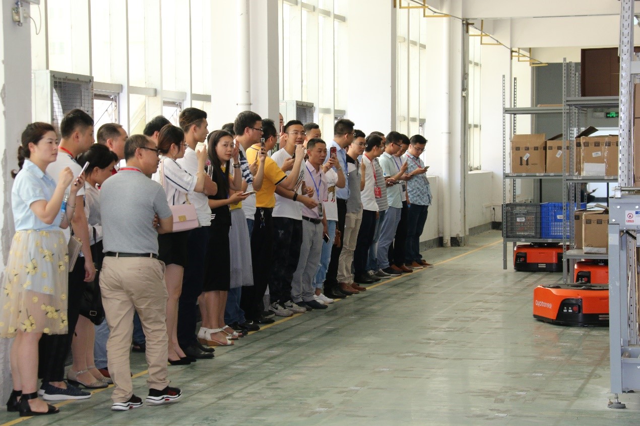 寶開(kāi)常務(wù)副總裁王雷：“新零售環(huán)境下的物流中心規(guī)劃”主題分享 | UR服飾物流中心迎百余服裝物流經(jīng)理人現(xiàn)場(chǎng)參觀