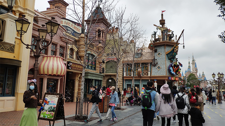 Happy Women’s Day | 歡度三八節，我們相約上海迪士尼樂園