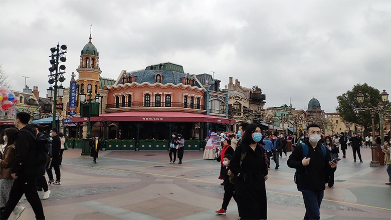 Happy Women’s Day | 歡度三八節，我們相約上海迪士尼樂園