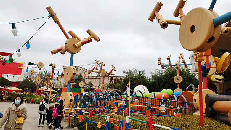 Happy Women’s Day | 歡度三八節，我們相約上海迪士尼樂園